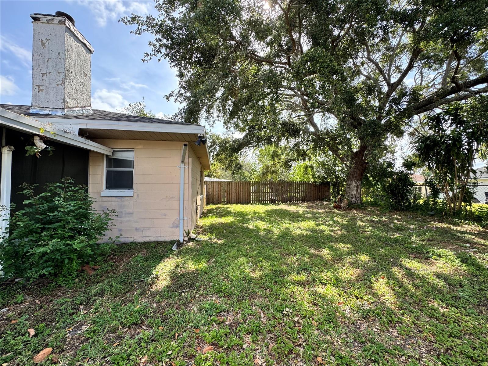 Image 20 of 25 For 132 Acapulco Drive