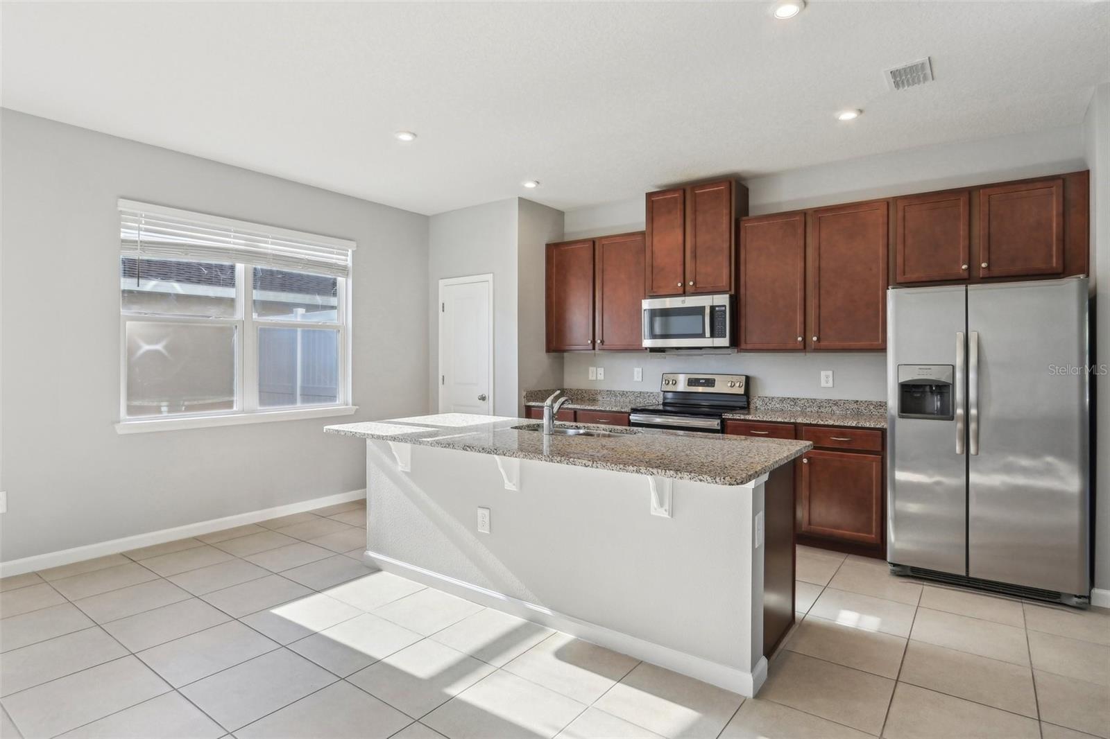 Image 11 of 26 For 6013 Blue Lily Way