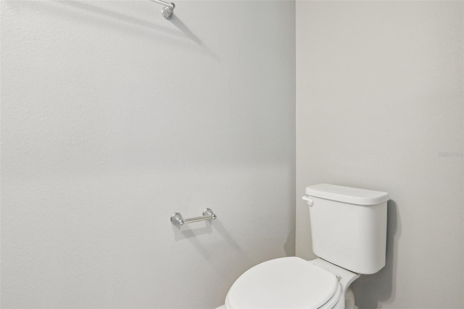 Image 15 of 26 For 6013 Blue Lily Way