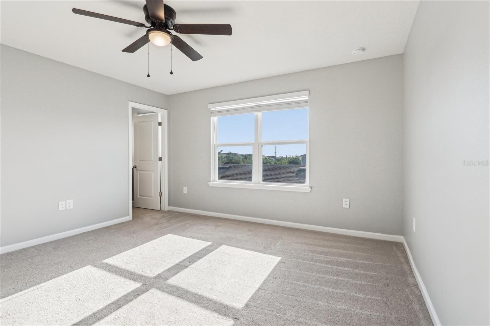 Image 21 of 26 For 6013 Blue Lily Way