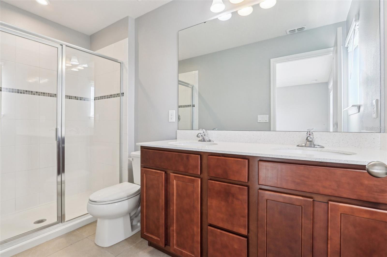 Image 22 of 26 For 6013 Blue Lily Way