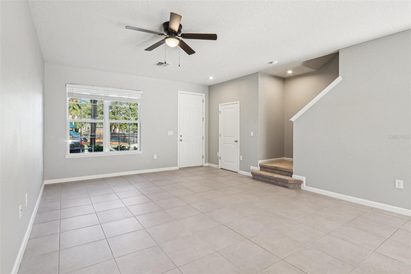 Image 6 of 26 For 6013 Blue Lily Way