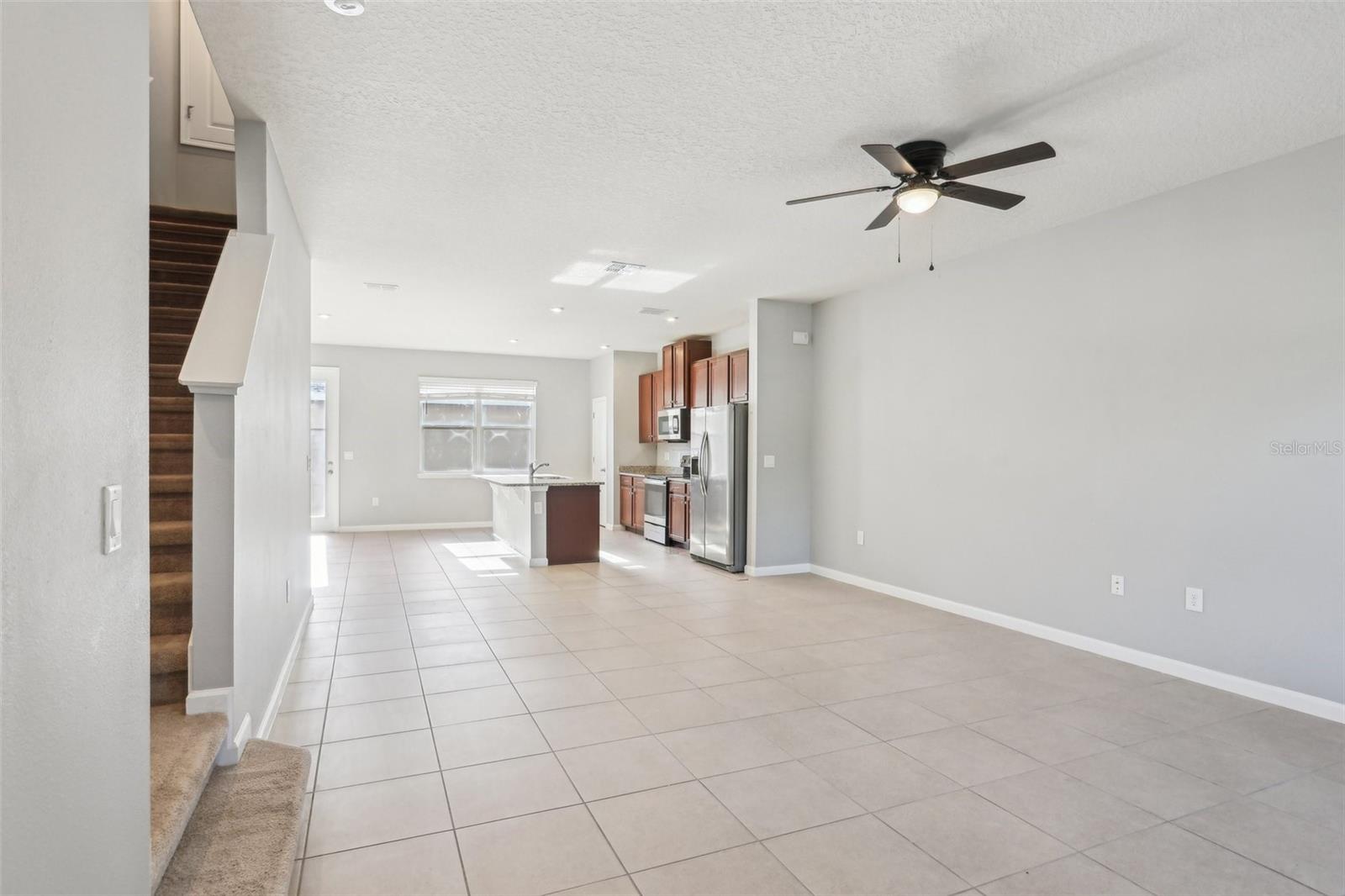 Image 7 of 26 For 6013 Blue Lily Way