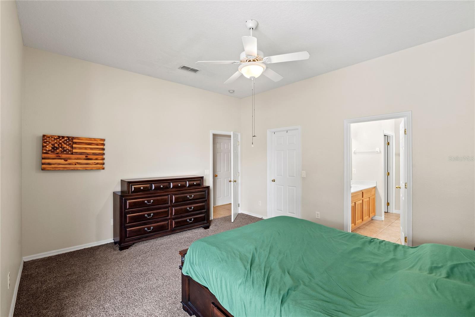 Image 18 of 41 For 802 Pickfair Terrace