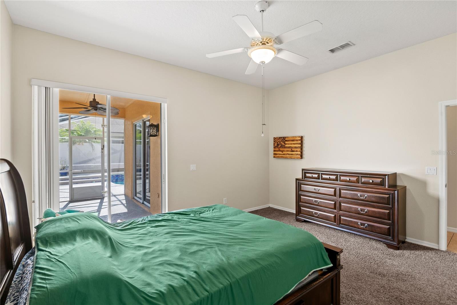 Image 19 of 41 For 802 Pickfair Terrace