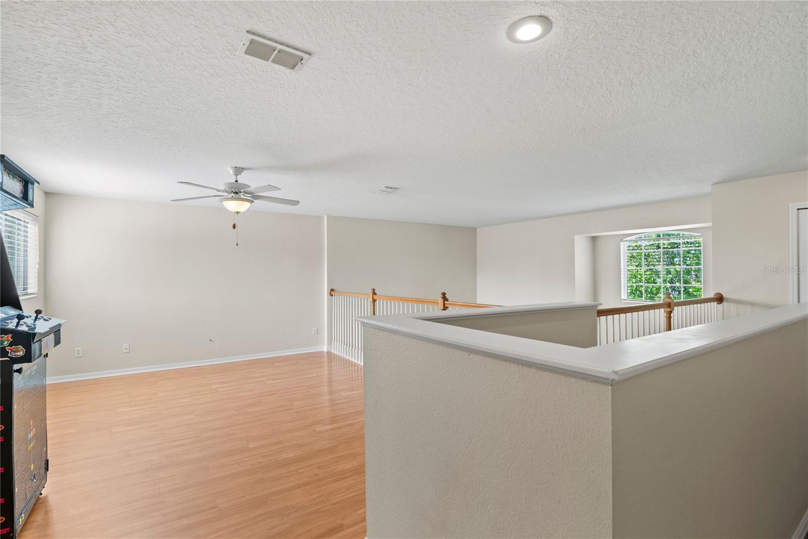 Image 26 of 41 For 802 Pickfair Terrace