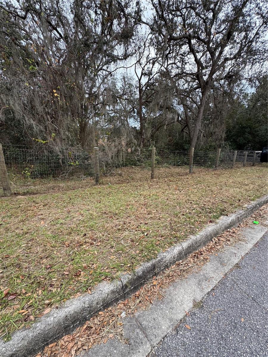 Image 3 of 5 For 16805 249th Terrace