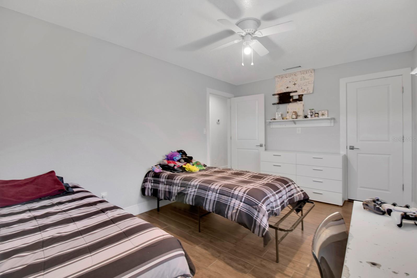 Image 16 of 23 For 6464 Inca Street