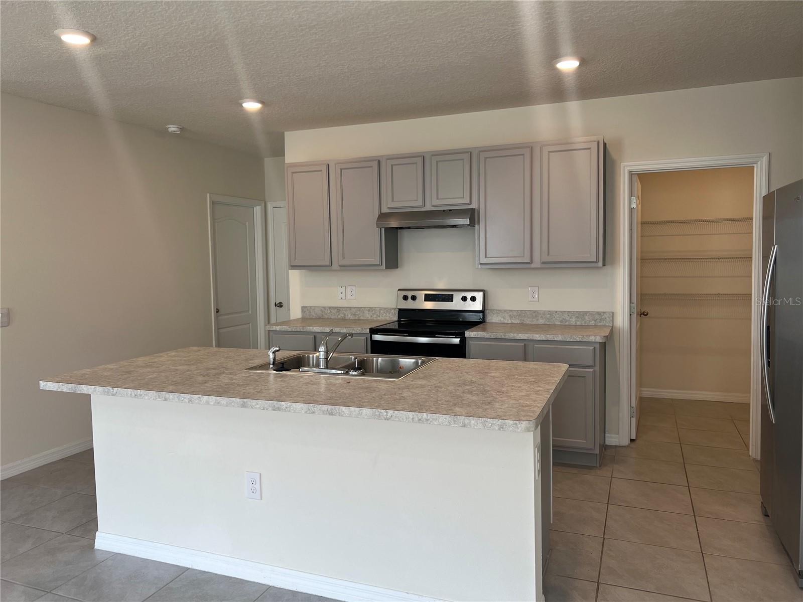 Image 4 of 28 For 3009 Tansy Street