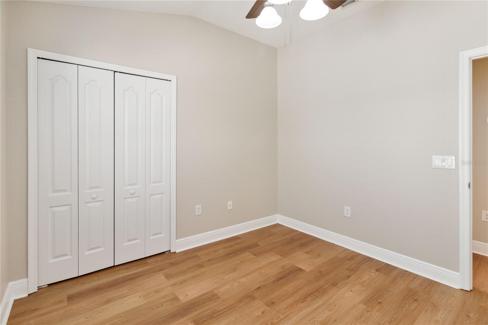 Image 18 of 31 For 6434 Goldenrod Road 17b