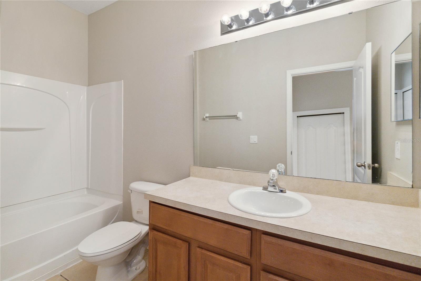 Image 21 of 31 For 6434 Goldenrod Road 17b