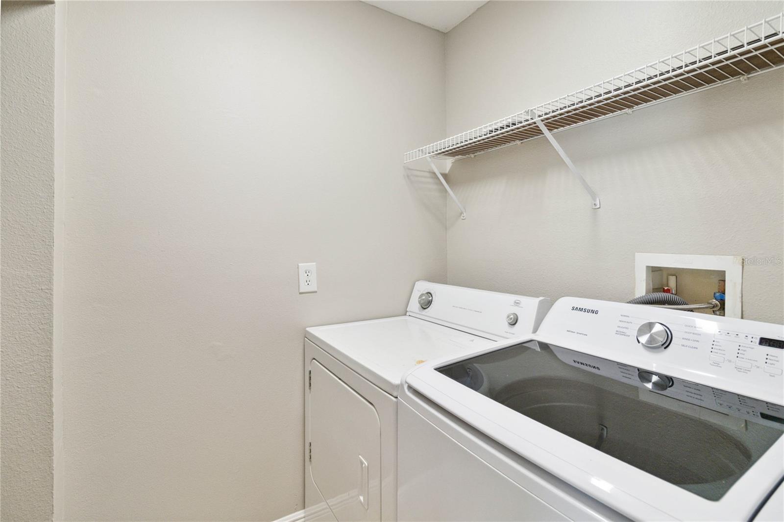 Image 24 of 31 For 6434 Goldenrod Road 17b