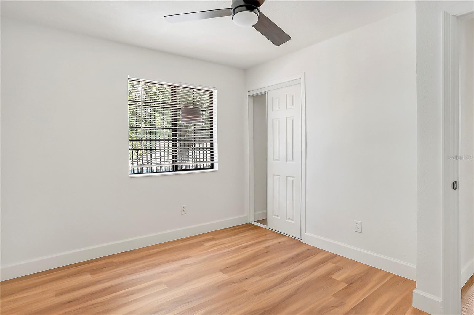 Image 14 of 23 For 4922 Huppel Avenue