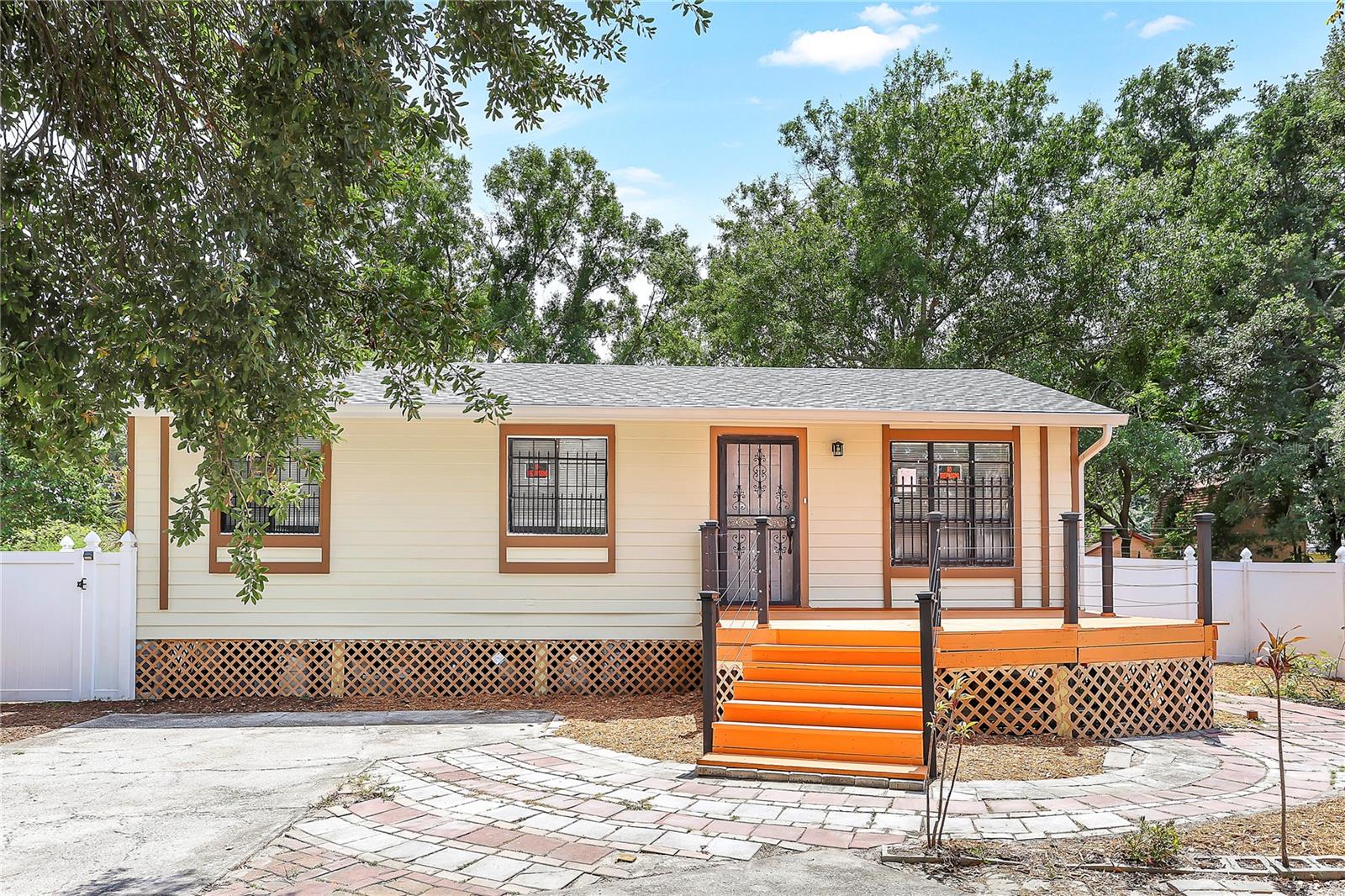 Image 21 of 23 For 4922 Huppel Avenue