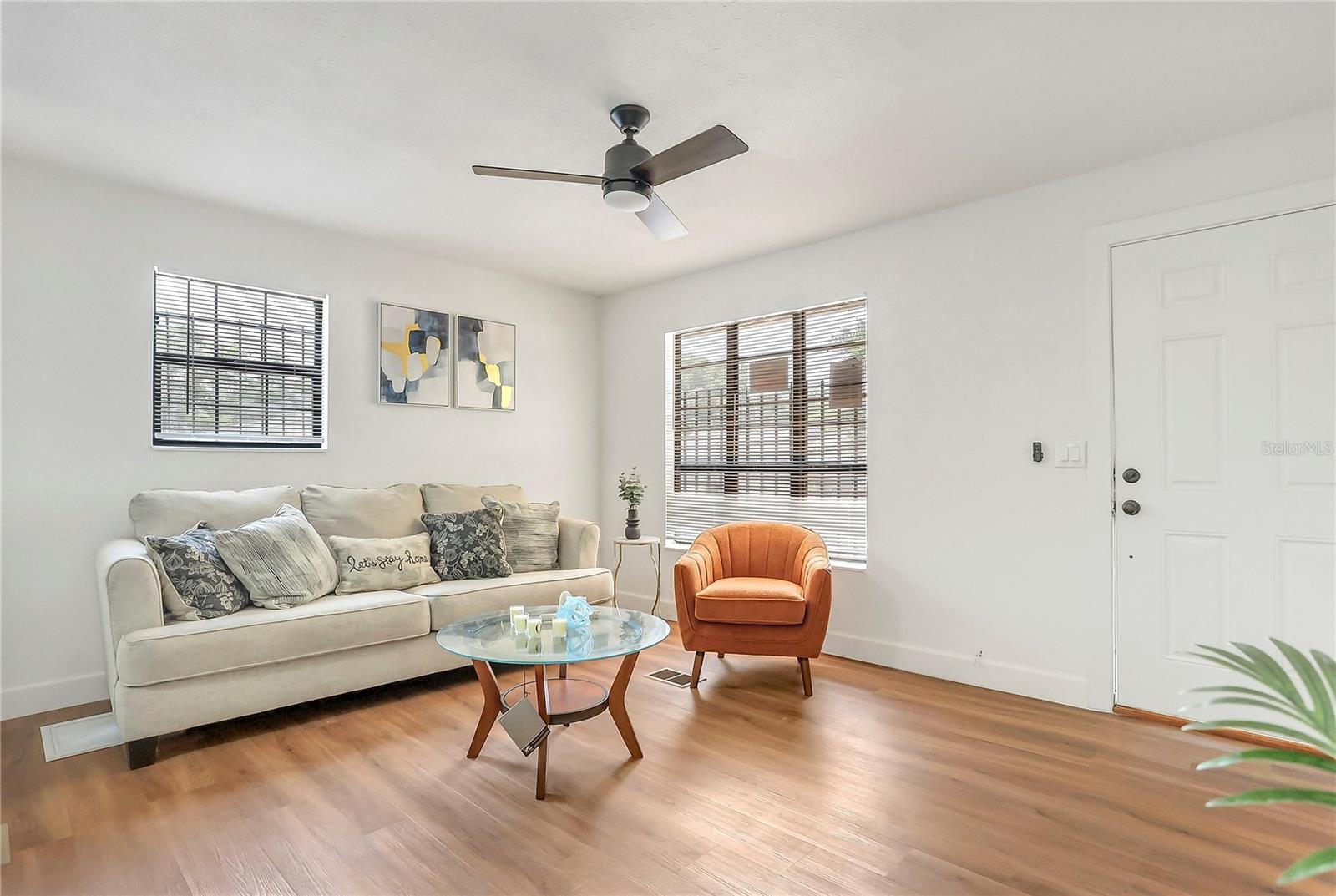 Image 3 of 23 For 4922 Huppel Avenue