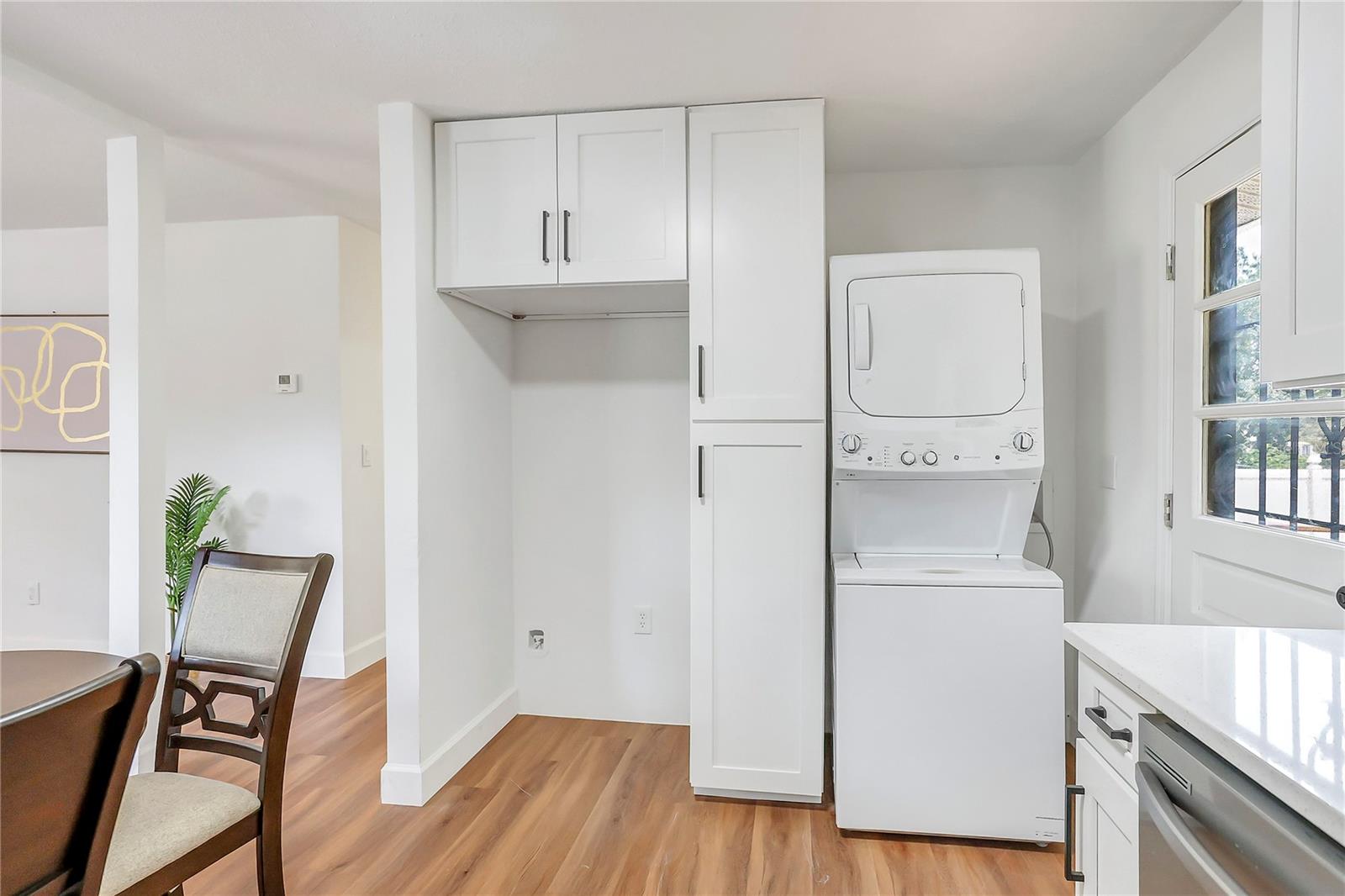 Image 6 of 23 For 4922 Huppel Avenue
