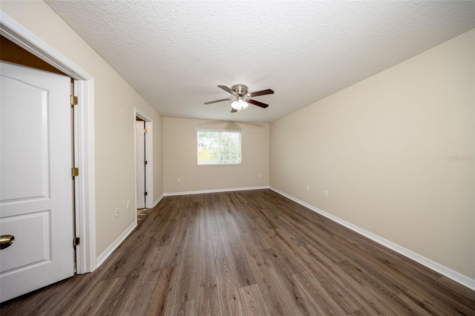 Image 14 of 36 For 2743 River Landing Drive