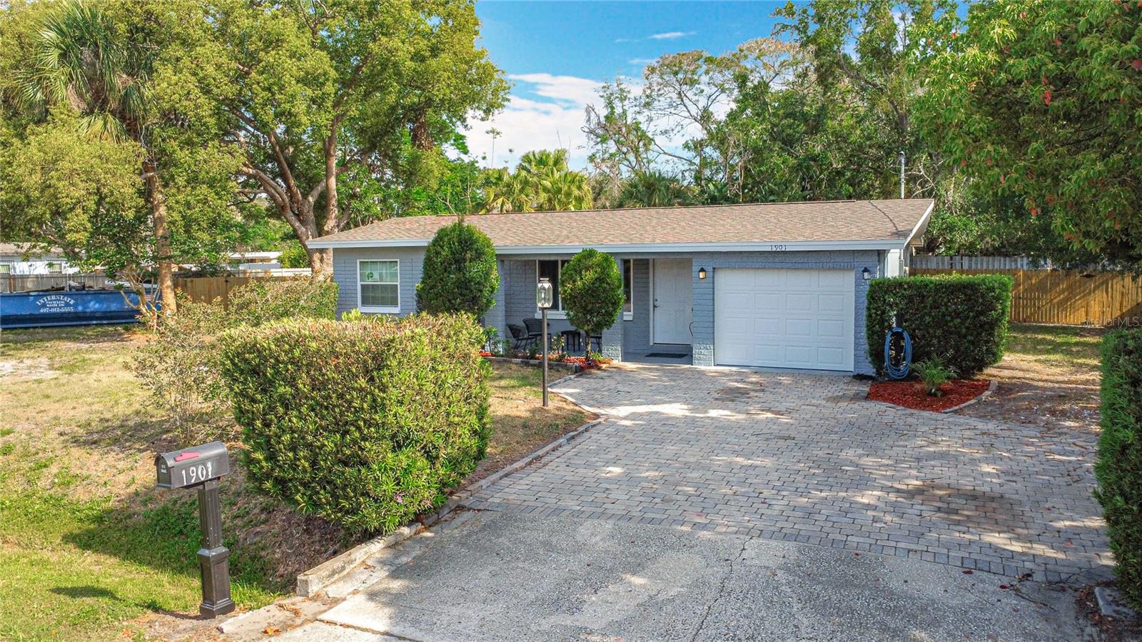 Image 2 of 49 For 1901 Rose Boulevard