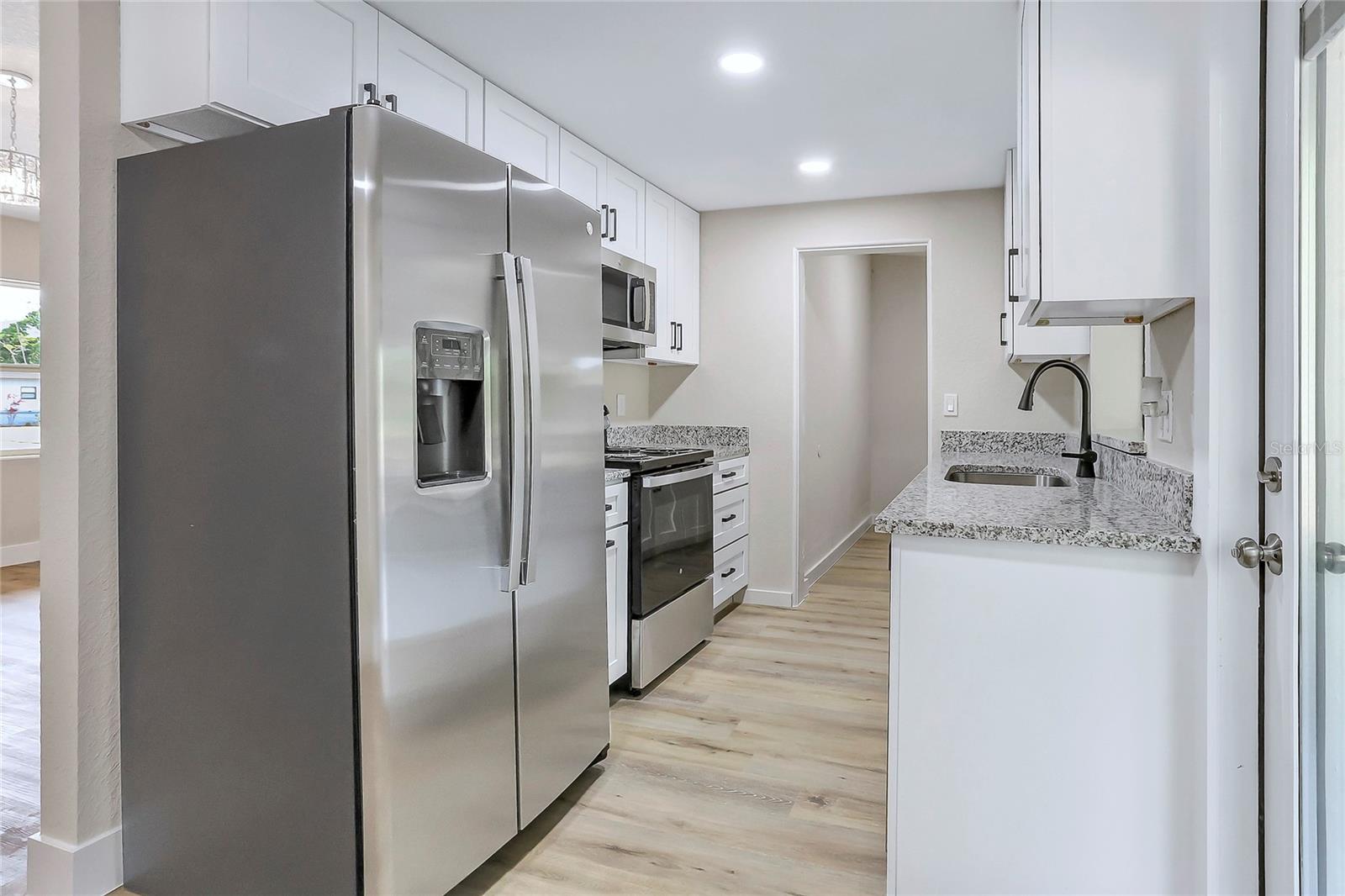 Image 10 of 36 For 451 5th Street