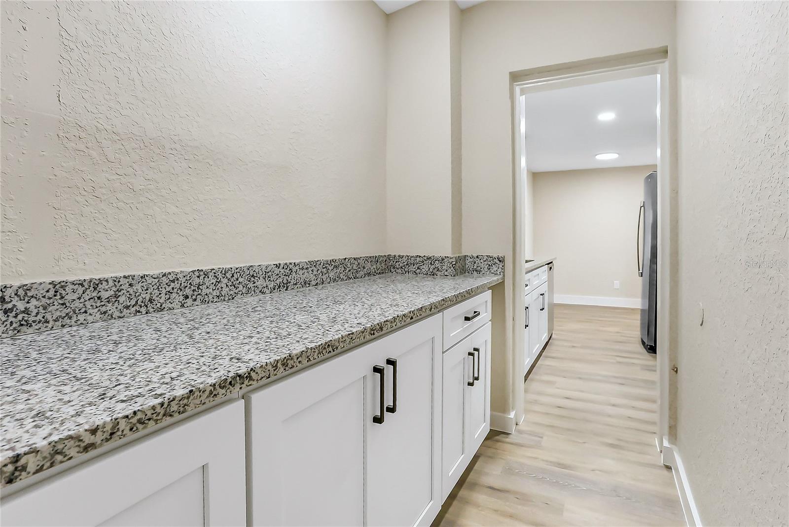 Image 13 of 36 For 451 5th Street