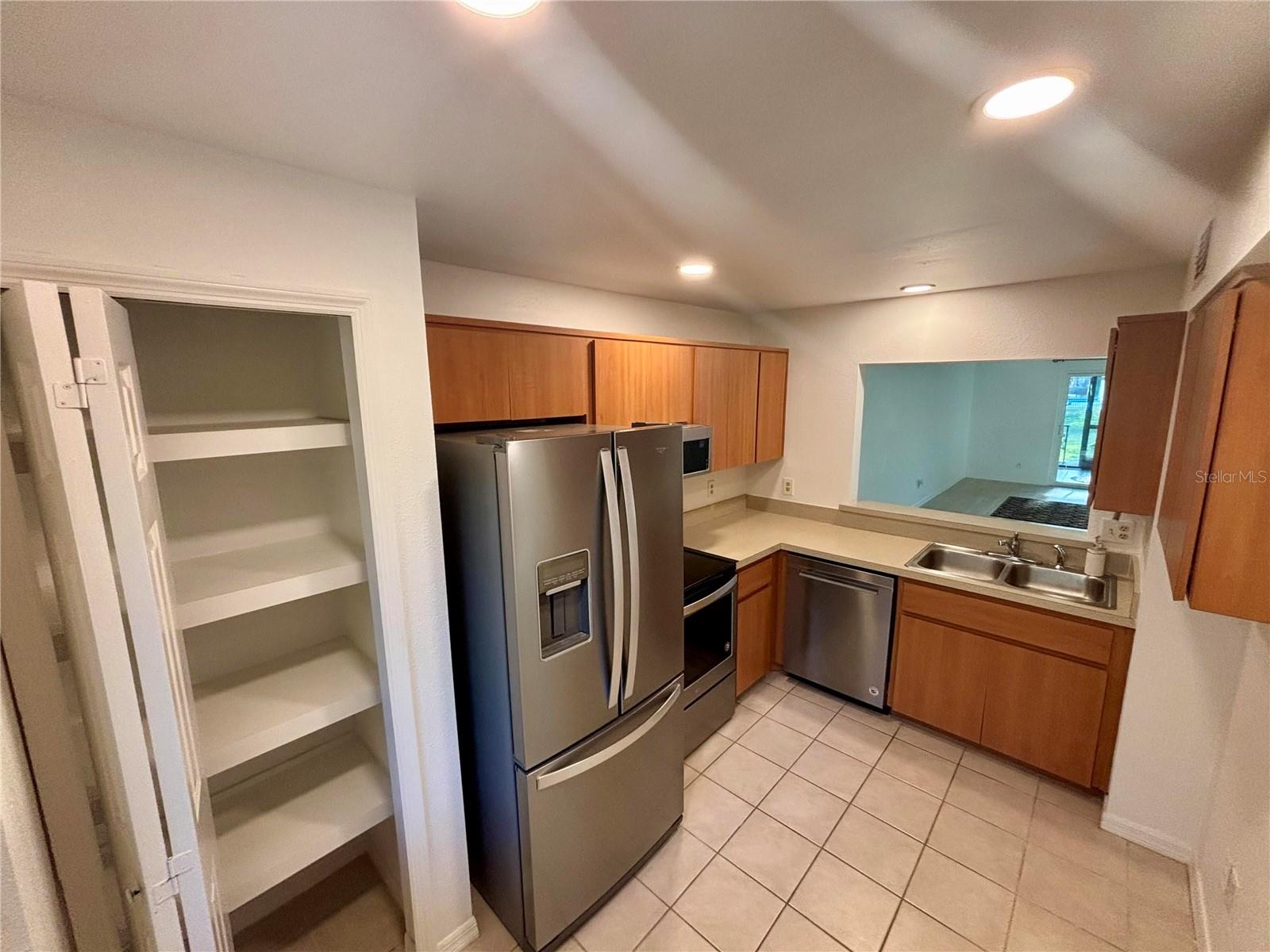 Image 18 of 26 For 721 83rd Avenue N 108