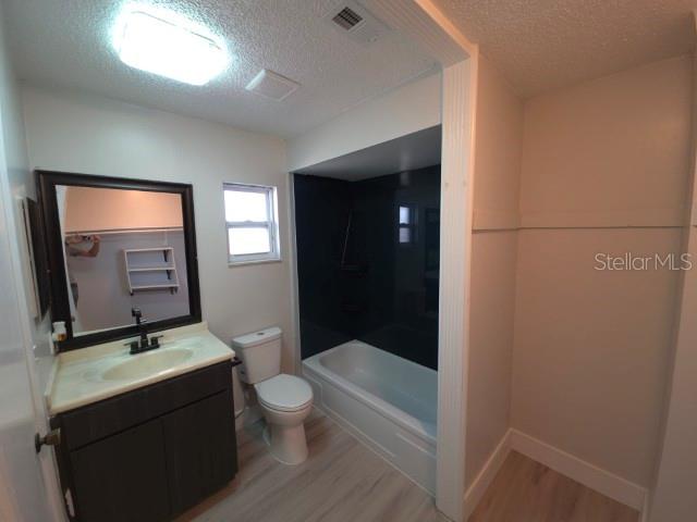 Image 15 of 38 For 7507 Duo Lakes Drive
