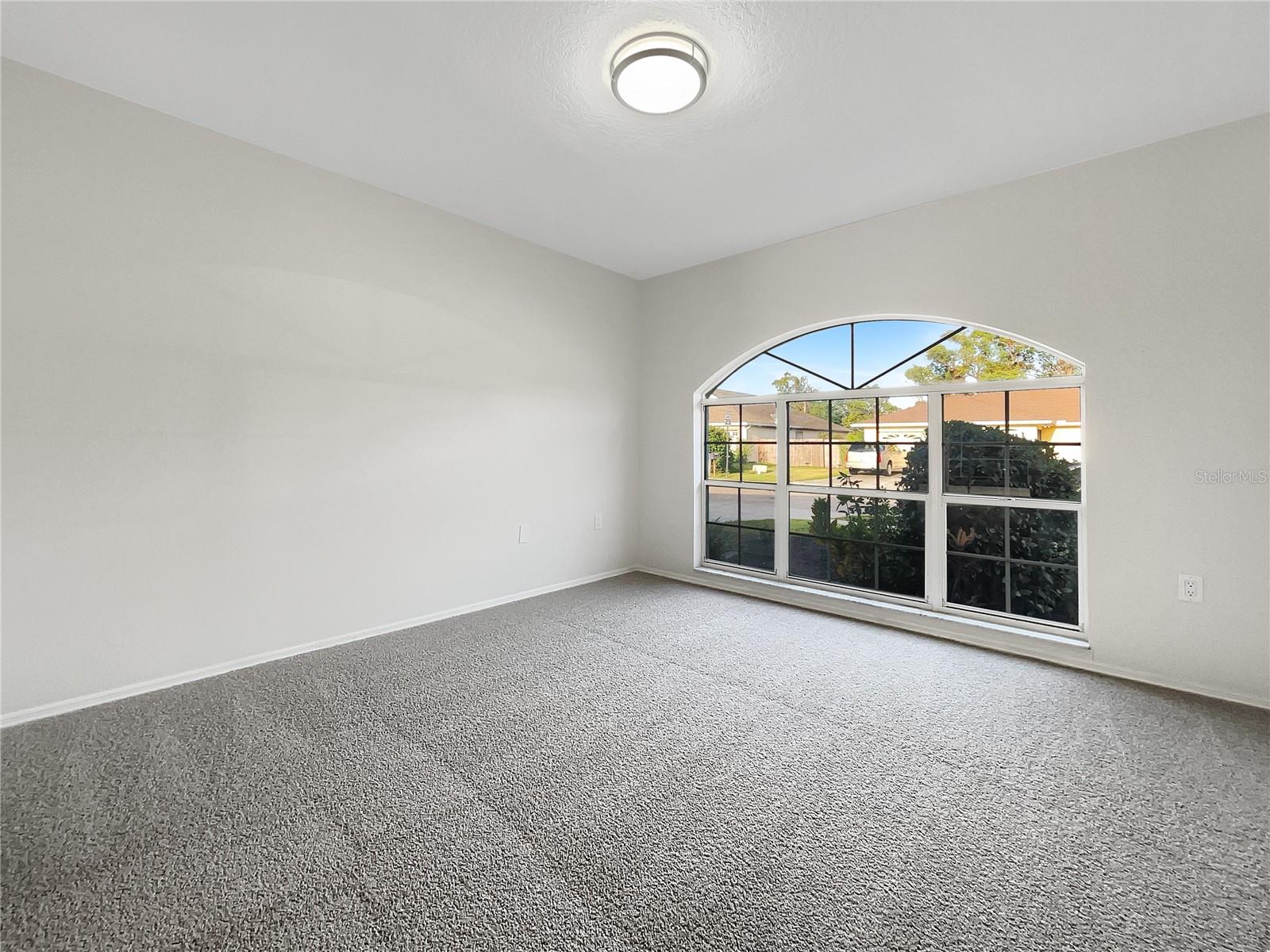 Image 23 of 28 For 3403 30th Lane E
