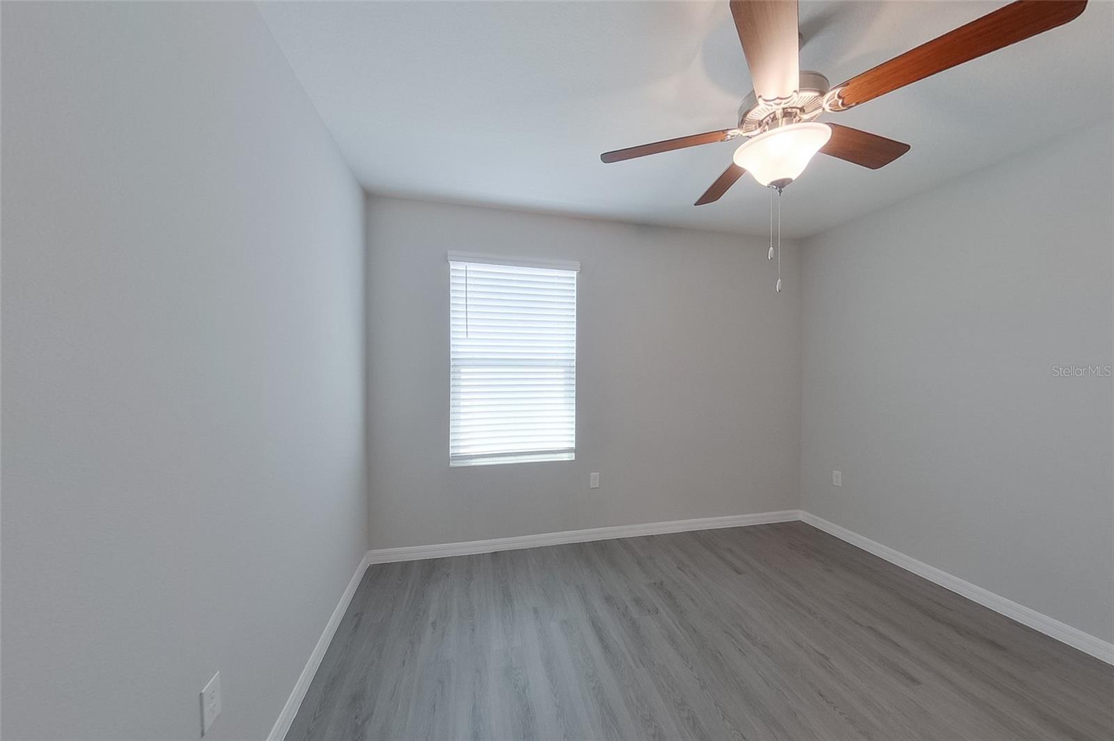 Image 26 of 31 For 8613 43rd Terrace