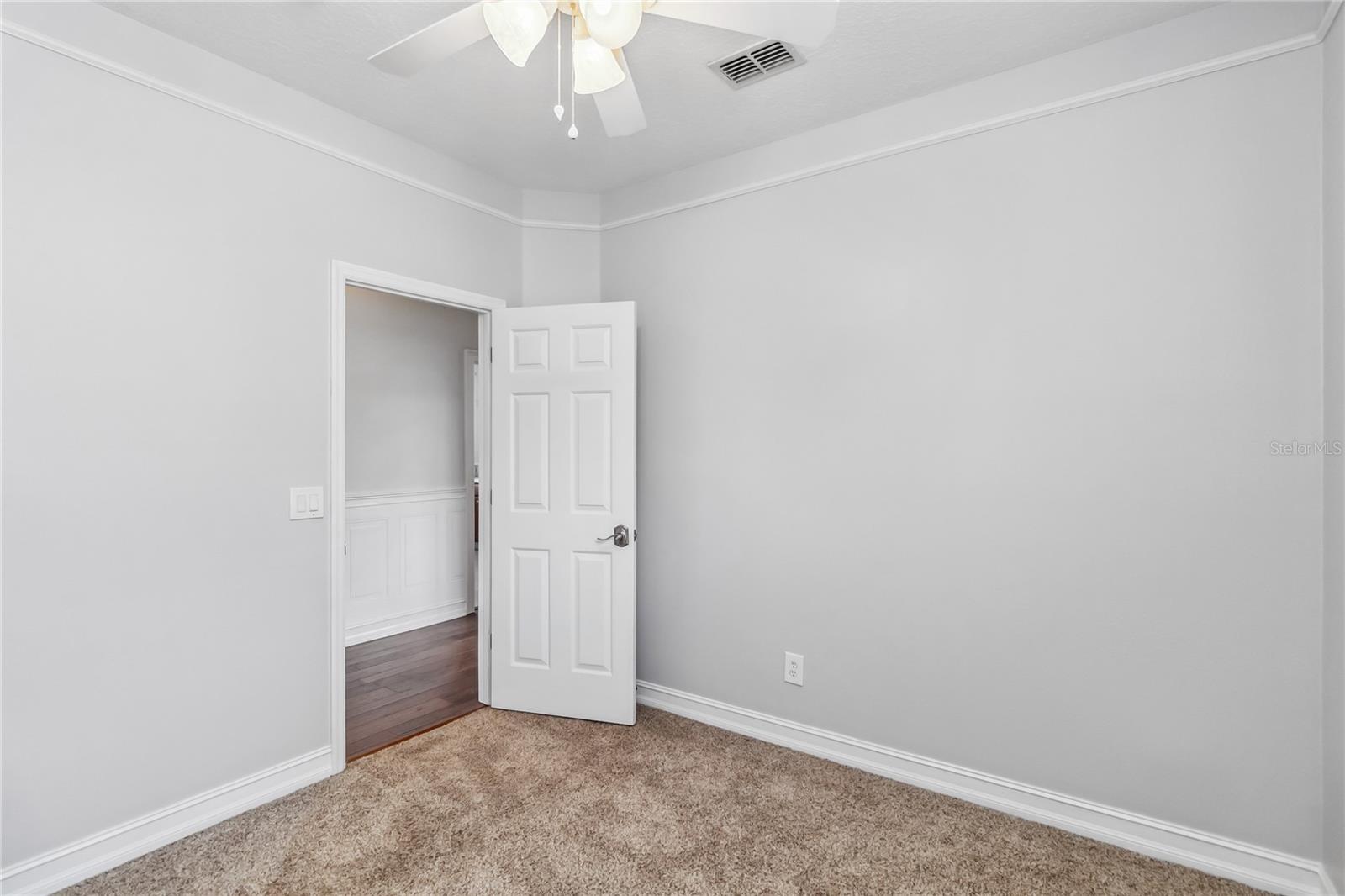 Image 38 of 46 For 1013 Maiden Terrace