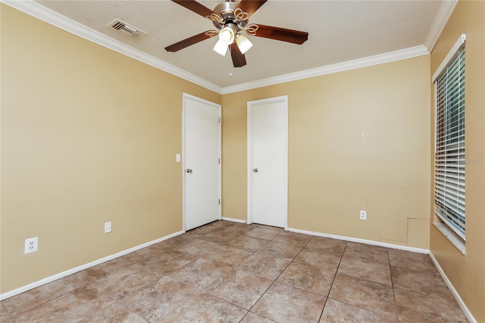 Image 11 of 16 For 2767 Silver Ridge Drive