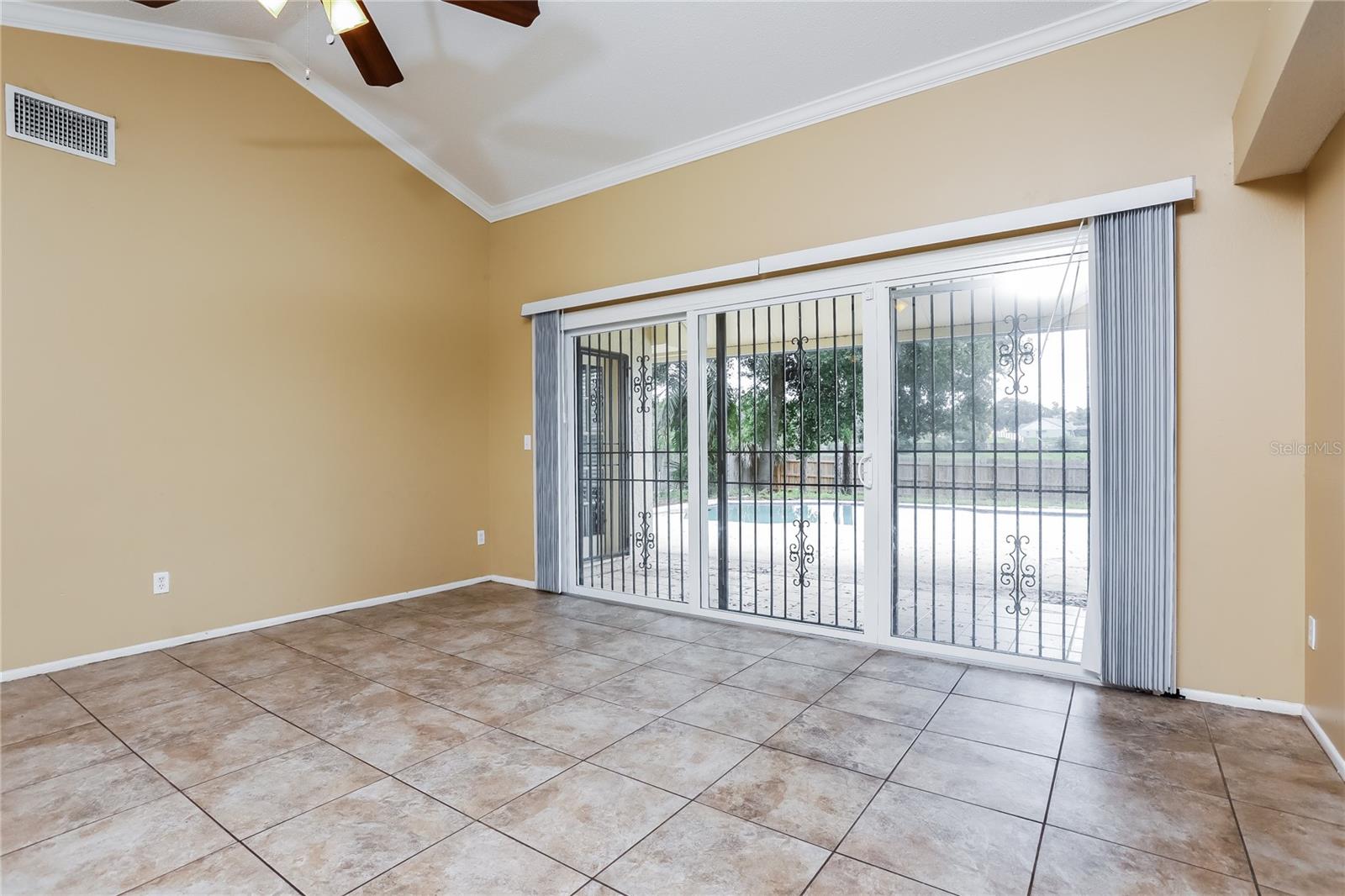Image 3 of 16 For 2767 Silver Ridge Drive