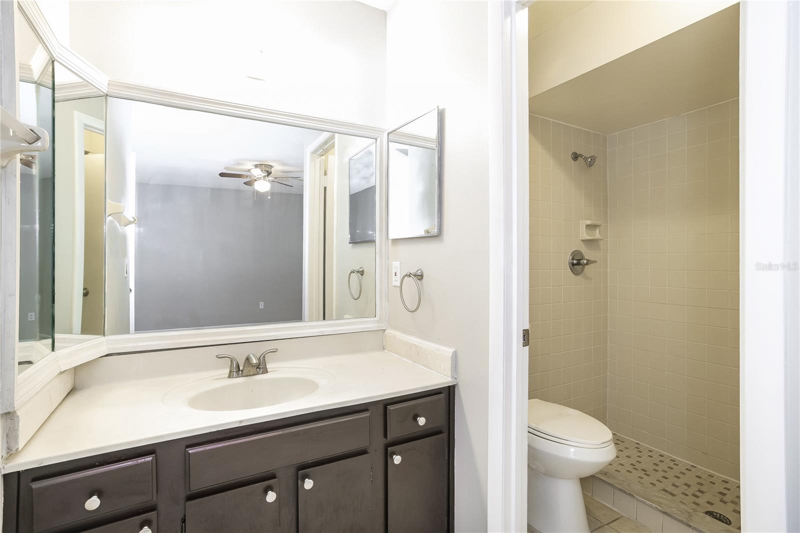 Image 11 of 16 For 1547 Elmwood Avenue