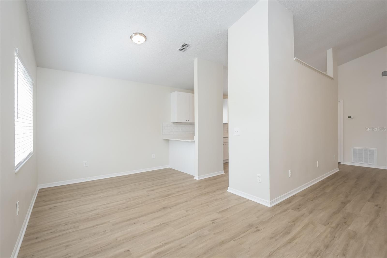 Image 12 of 16 For 781 Heather Glen Circle