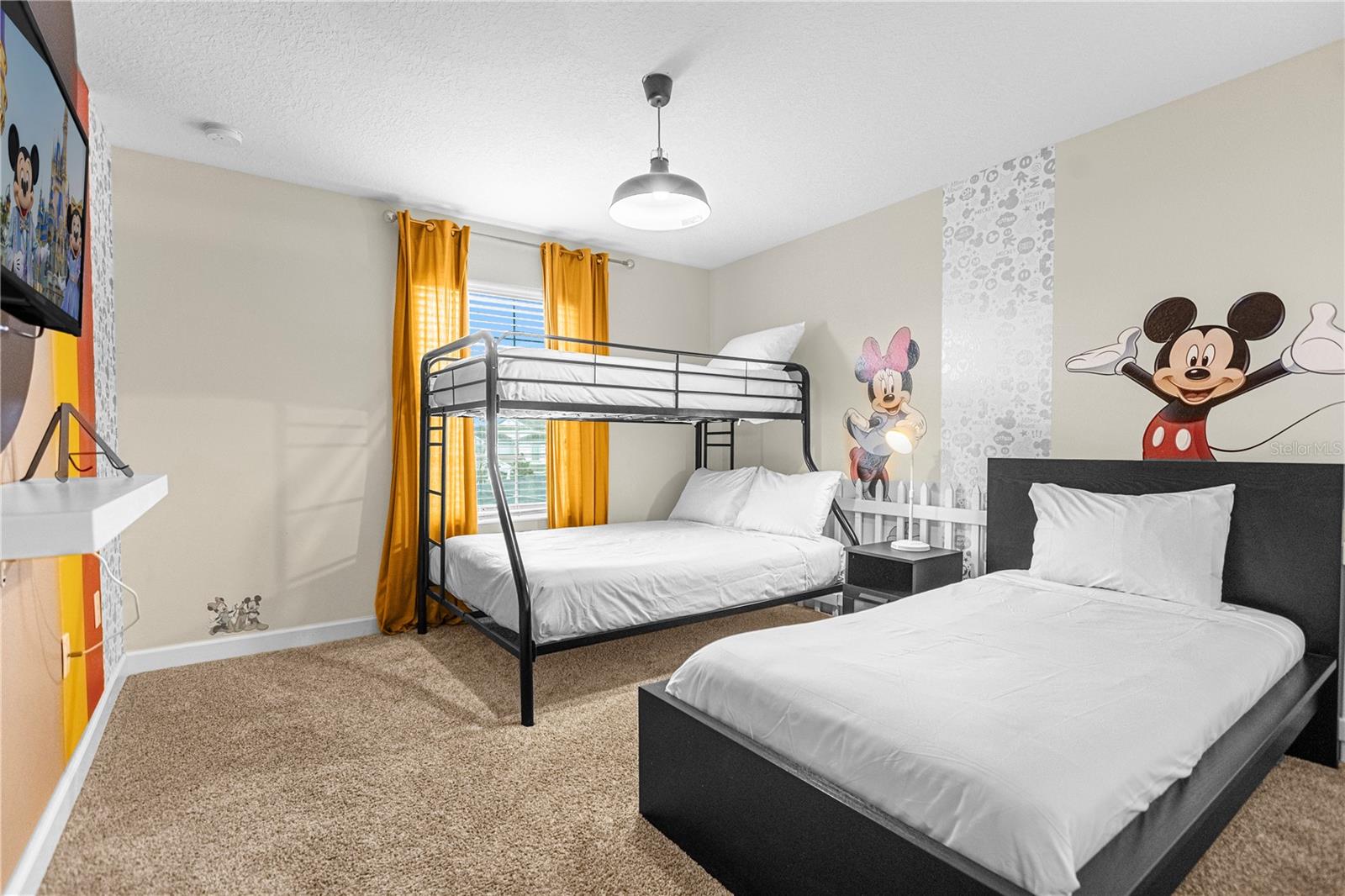 Image 24 of 41 For 9025 Dogleg Drive