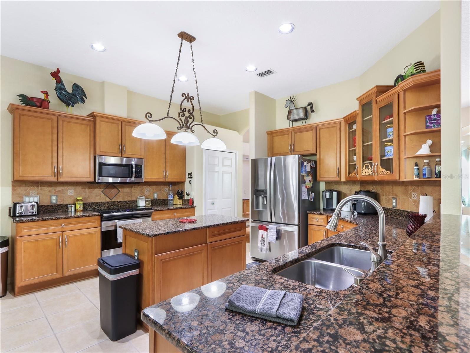 Image 25 of 40 For 4675 Ficus Drive