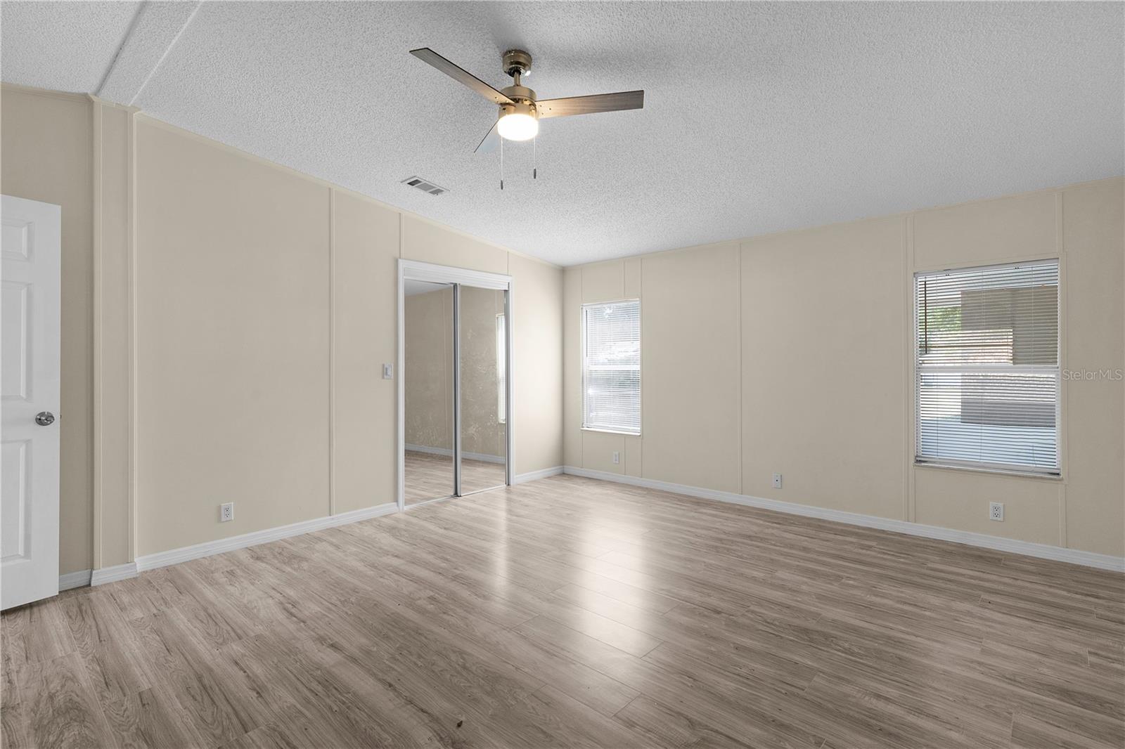 Image 17 of 45 For 14825 36th Avenue