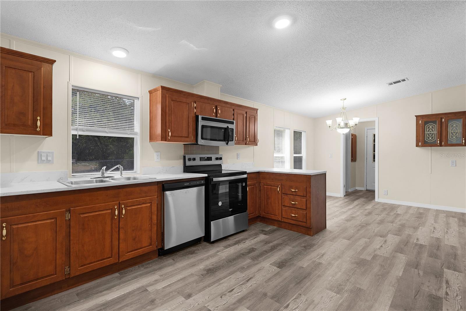 Image 5 of 45 For 14825 36th Avenue