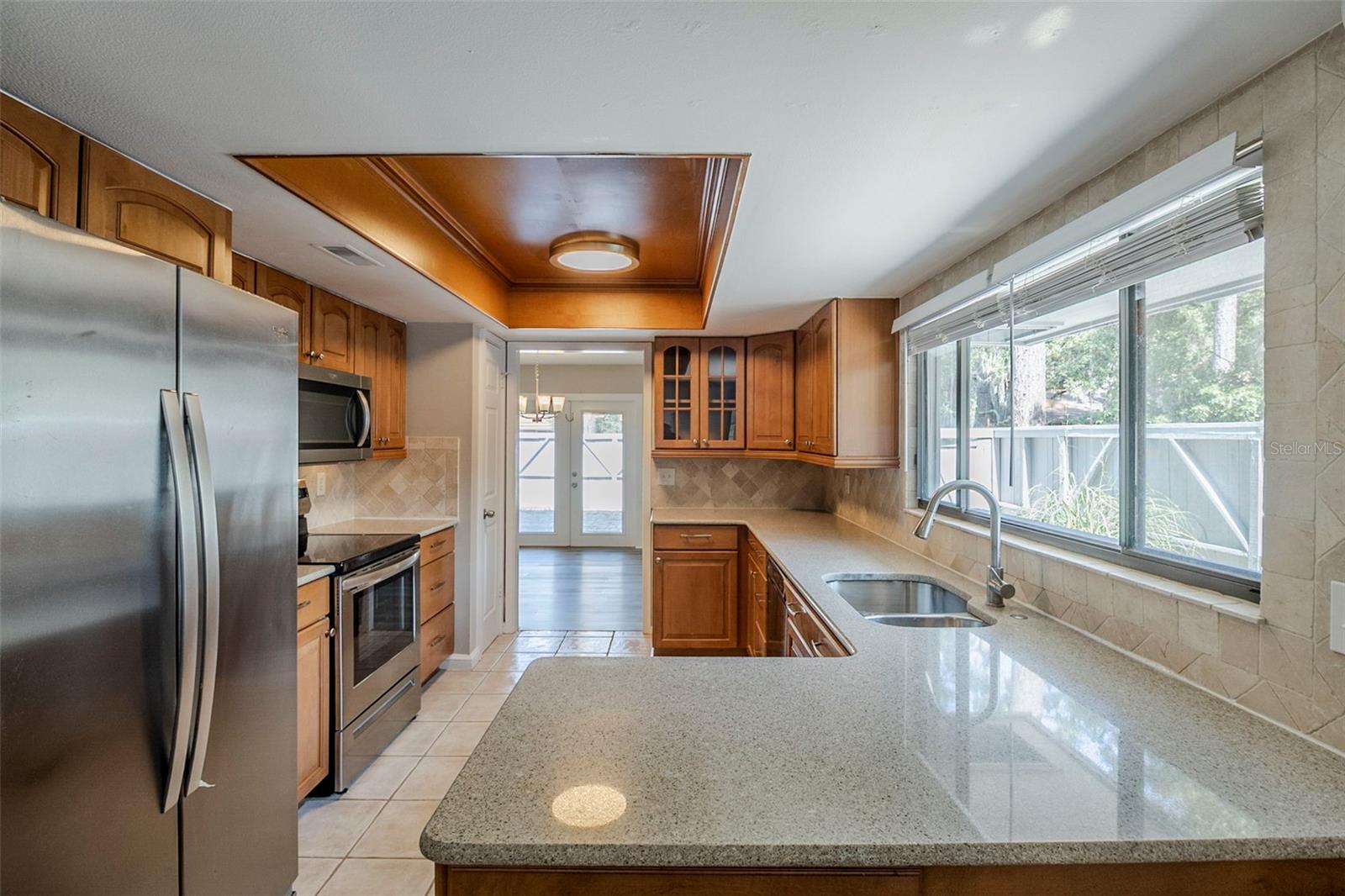 Image 11 of 36 For 121 Primrose Drive