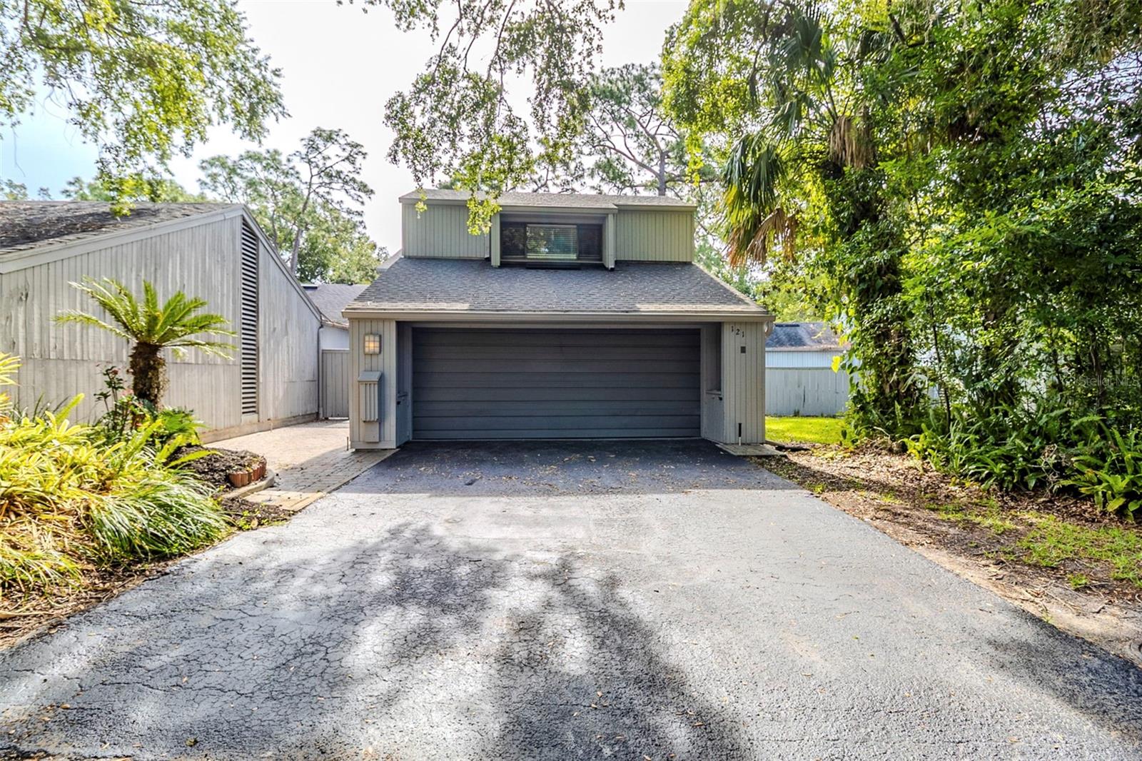 Image 2 of 36 For 121 Primrose Drive
