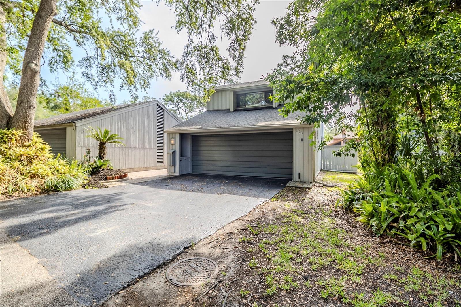 Image 3 of 36 For 121 Primrose Drive