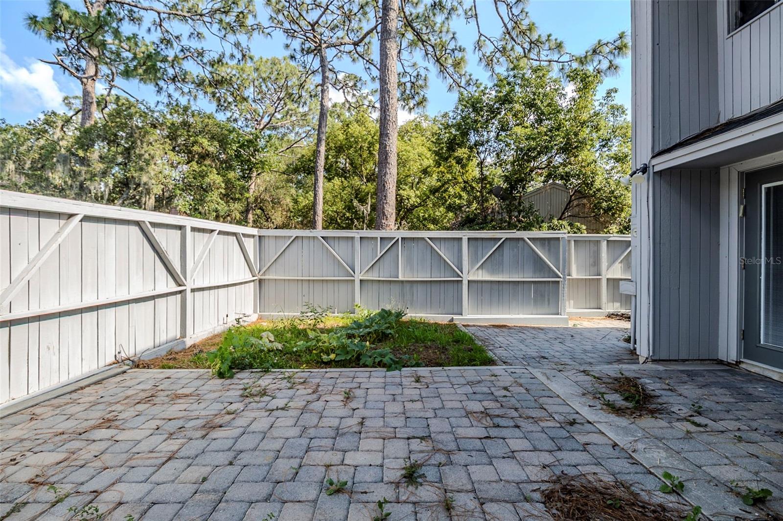 Image 33 of 36 For 121 Primrose Drive