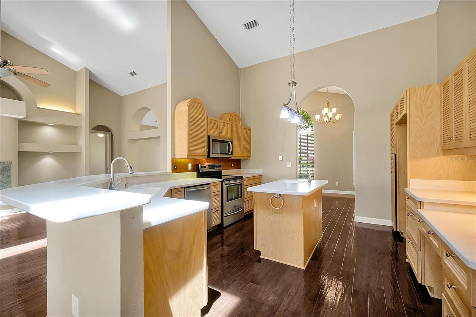 Image 15 of 59 For 6651 Crenshaw Drive