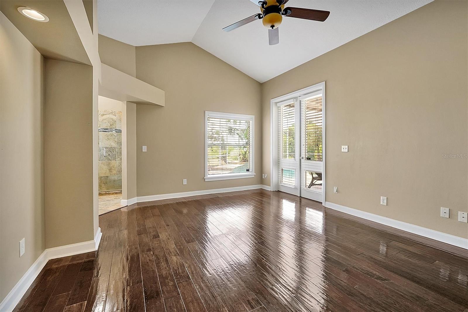 Image 24 of 59 For 6651 Crenshaw Drive
