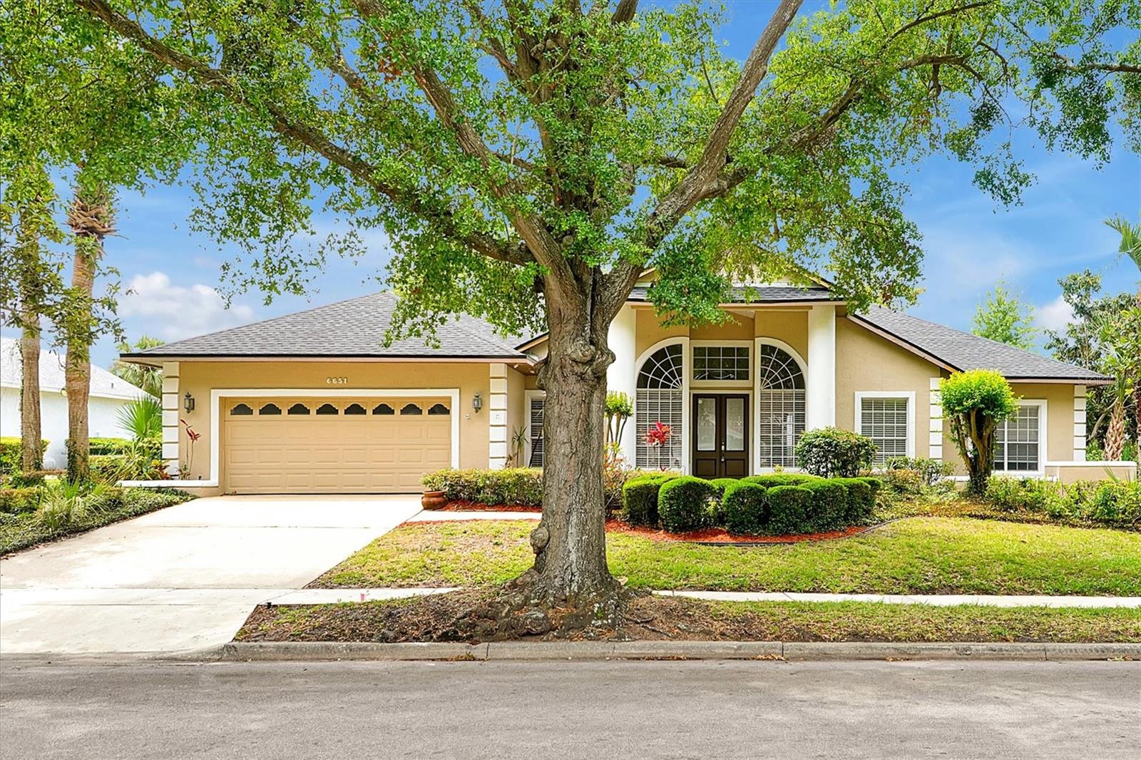 Image 4 of 59 For 6651 Crenshaw Drive