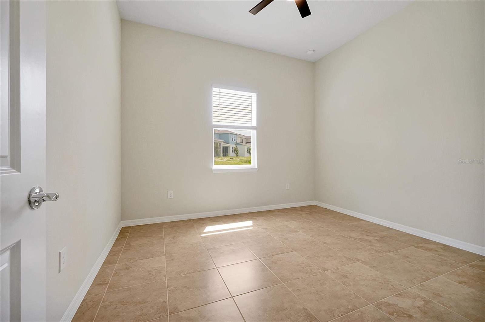 Image 21 of 42 For 8322 Park Cliff Way