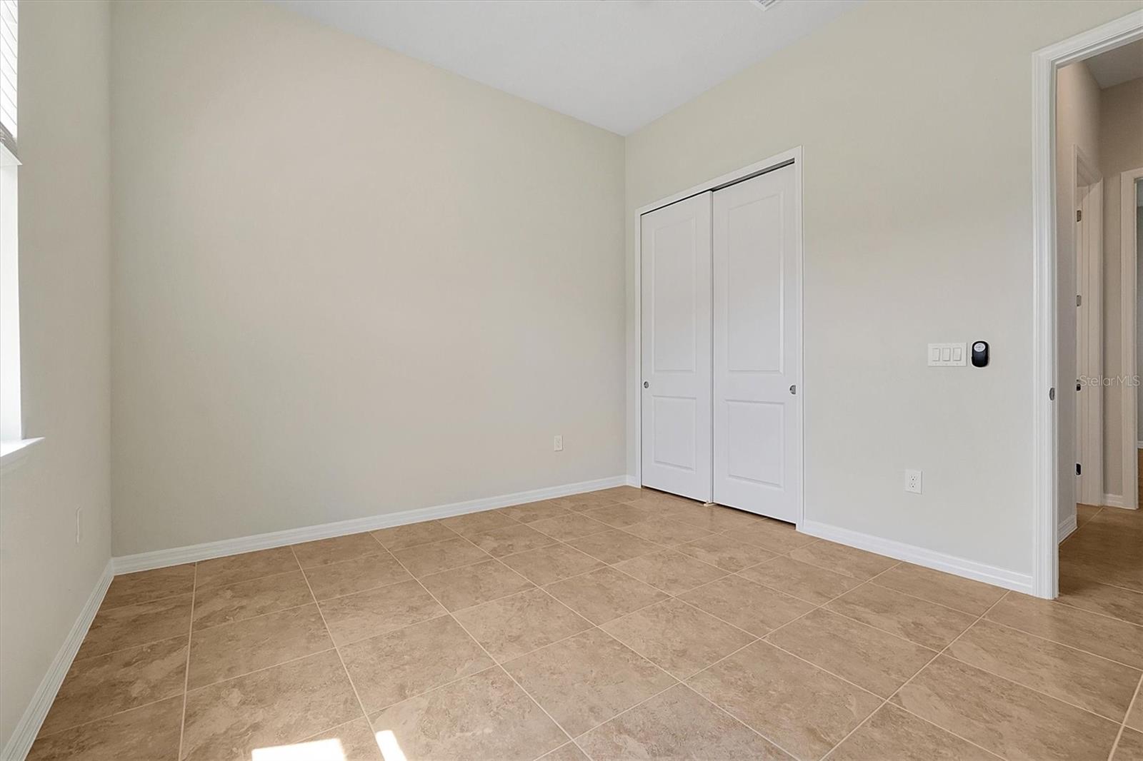 Image 22 of 42 For 8322 Park Cliff Way