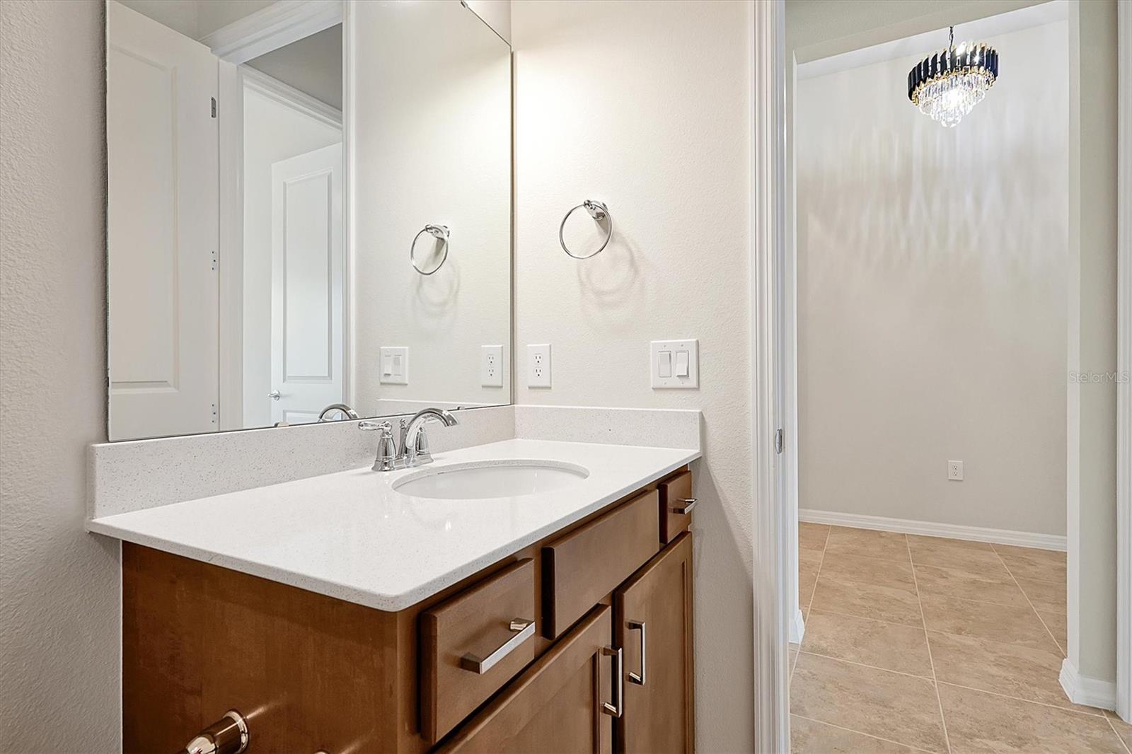 Image 30 of 42 For 8322 Park Cliff Way