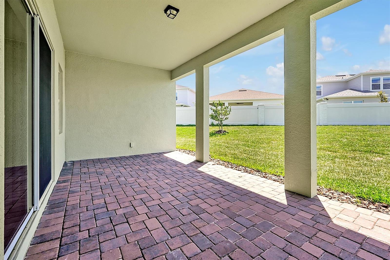 Image 32 of 42 For 8322 Park Cliff Way