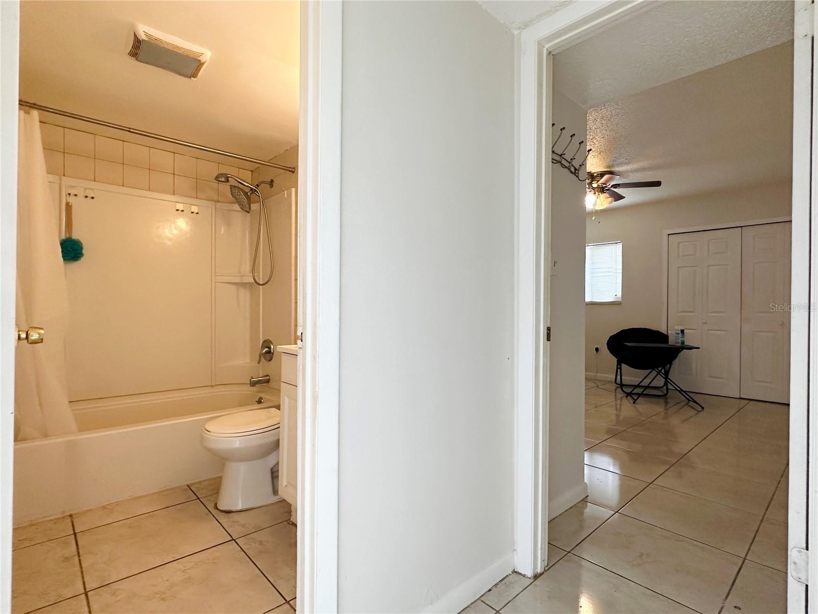 Image 8 of 16 For 123 Scottsdale Square 123