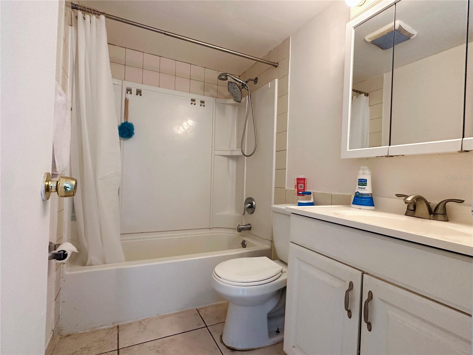 Image 9 of 16 For 123 Scottsdale Square 123